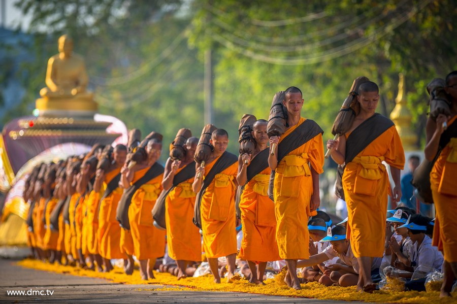ธุดงค์ธรรมชัย ทุกย่างก้าวบำเพ็ญสมณธรรม