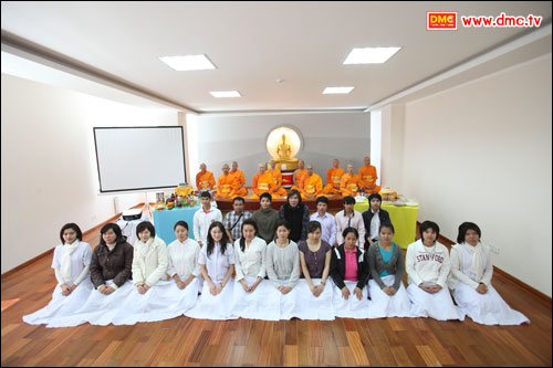 ศูนย์ปฏิบัติธรรม มองโกเลีย จัดบูชาข้าวพระครั้งแรก