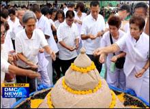 ธุดงคสถานบ้านหมี่ จัดพิธีทอดผ้าป่า