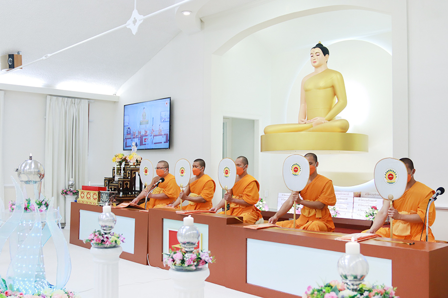วัดพระธรรมกายนิวเจอร์ซี จัดพิธีจุดเทียนใจไฟนิรันดร์อนันตชัย