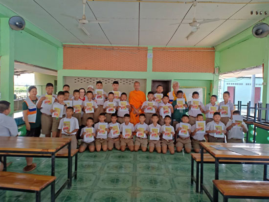 บรรยากาศการชวนบวชทีมงาน จังหวัดกาญจนบุรี