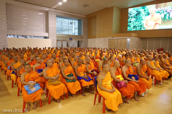 คณะสงฆ์จาก 5 จังหวัดภาคเหนือภาคเหนือร่วมถวายกำลังใจแด่หลวงพ่อธัมมชโย