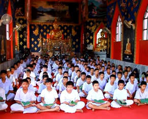 เกาะติดสถานการณ์ชวนบวชทั่วไทย : ผนึกกำลัง 4 เขต ศรีเมืองเลย 2,000 รูป