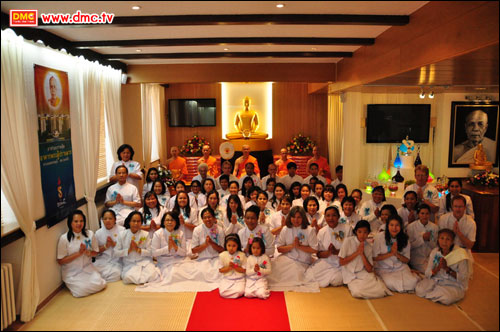 วัดพุทธนอร์ดไรน์-เวสท์ฟาเลน จัดพิธีบูชาข้าวพระ ประจำเดือนกันยายน