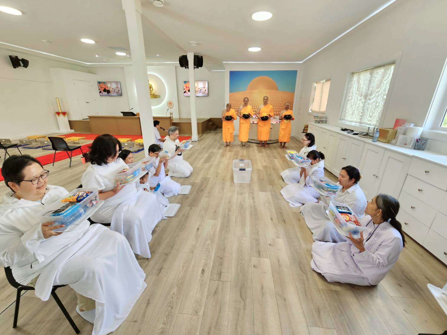 วัดพระธรรมกายแวนคูเวอร์ จัดกิจกรรมงานบุญวันอาทิตย์