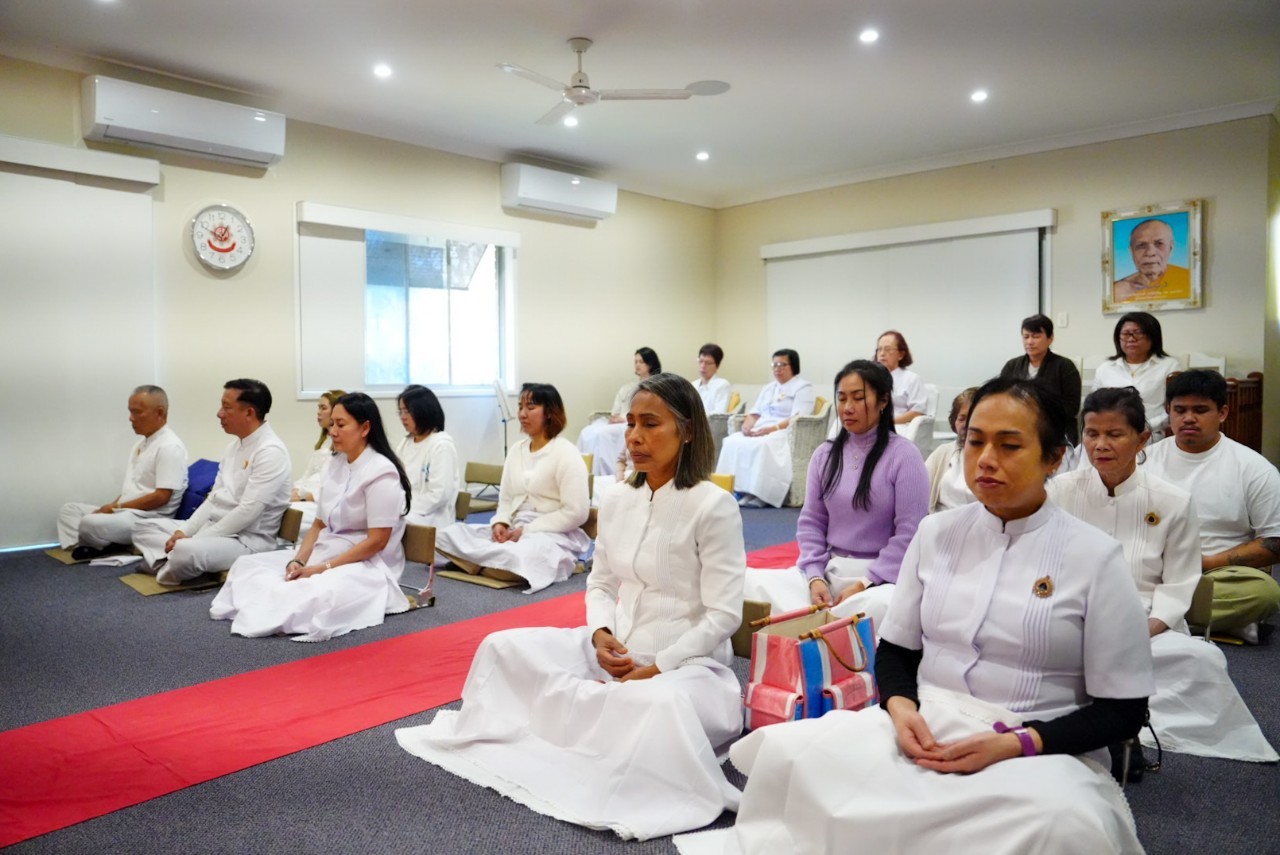 วัดพระธรรมกายบริสเบน จัดพิธีบูชาข้าวพระ