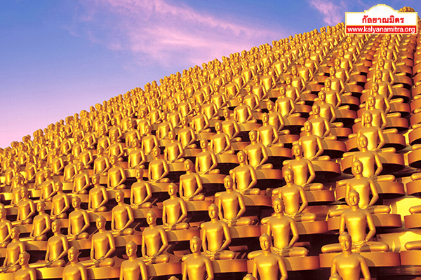 ภาพองค์พระบนพระมหาธรรมกายเจดีย์