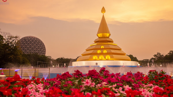 เกาะแก้วเจดีย์สวรรค์