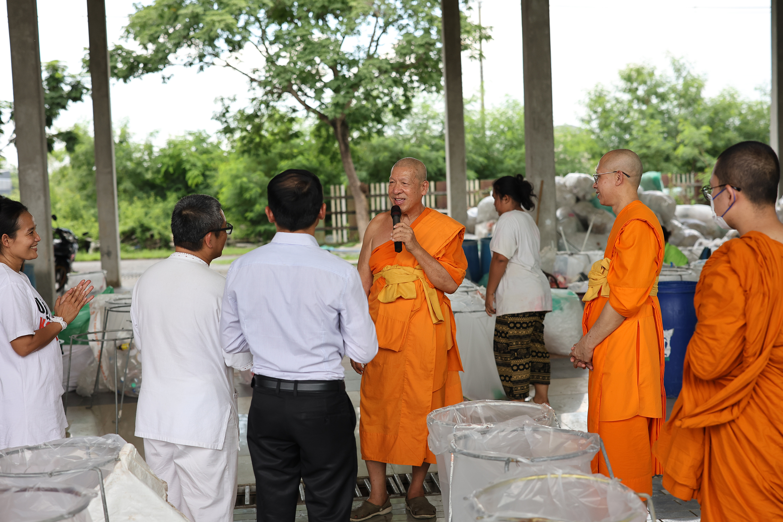 นักศึกษา มจร.ศึกษาดูงาน ณ วัดพระธรรมกาย