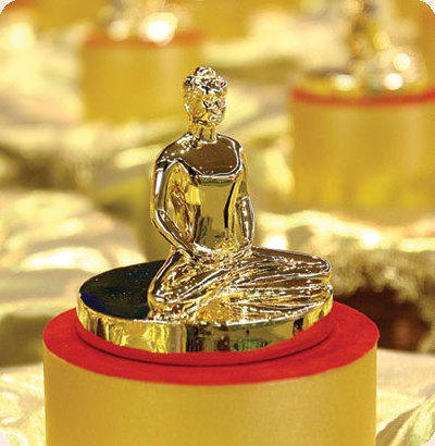 พิธีประดิษฐานองค์พระสามแสนปลื้มบนยอดโดมอาคาร 60 ปี พระราชภาวนาวิสุทธิ์