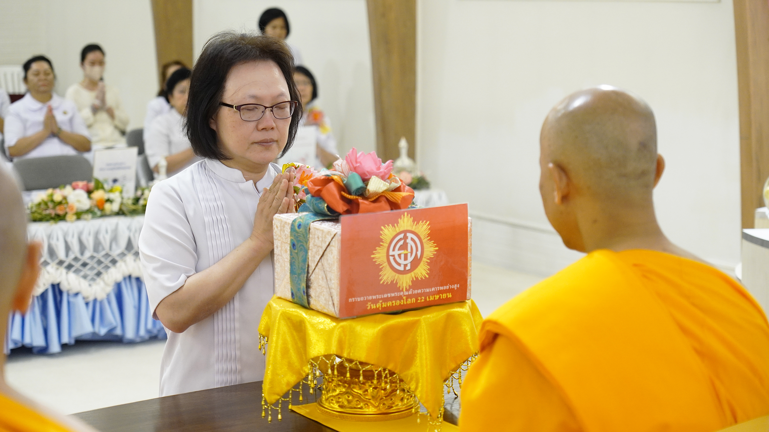 วัดพระธรรมกายซีแอตเติล จัดพิธีบูชาข้าวพระ