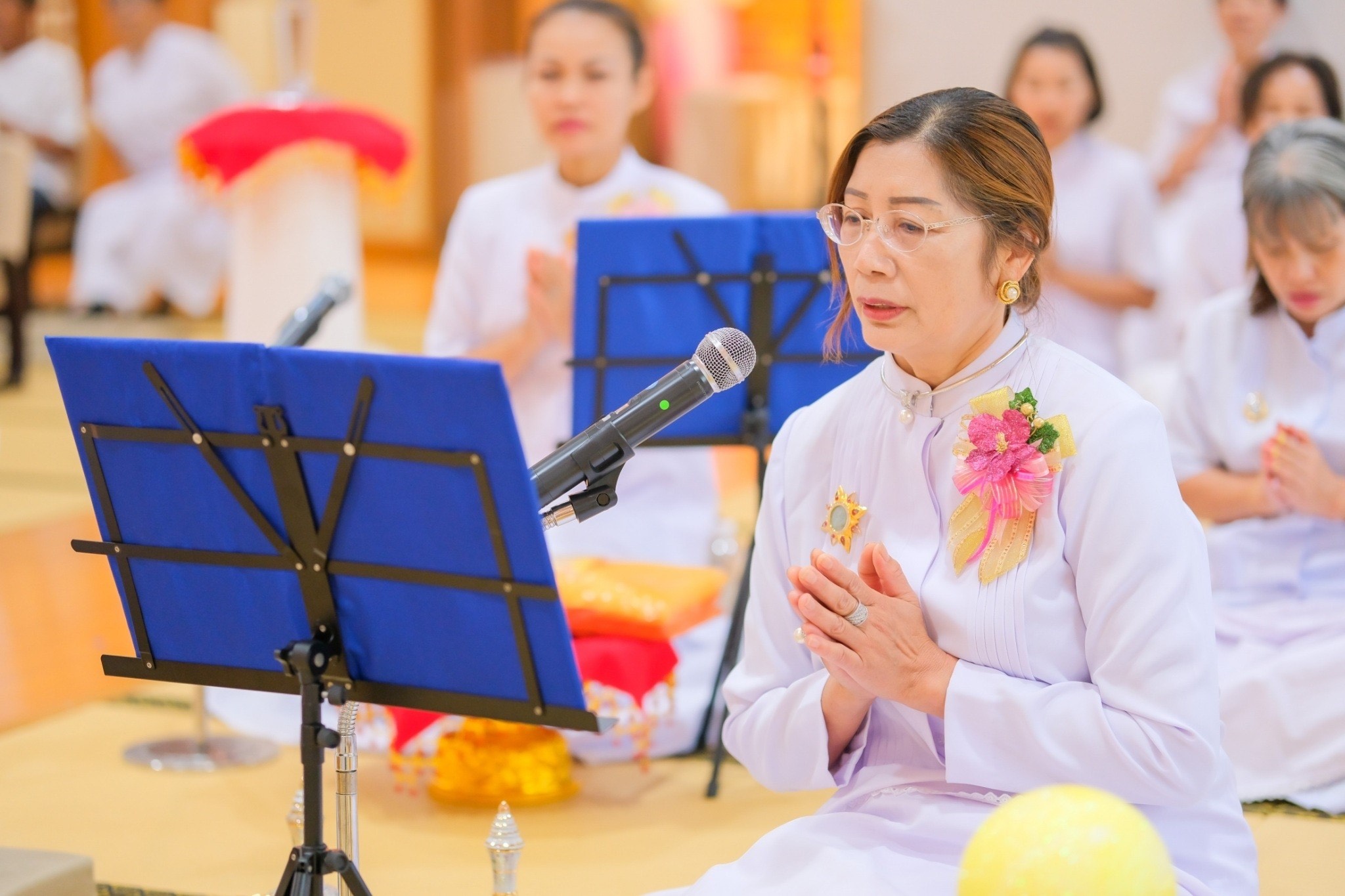 วัดพระธรรมกายคานากาว่า จัดพิธีบูชาข้าวพระ