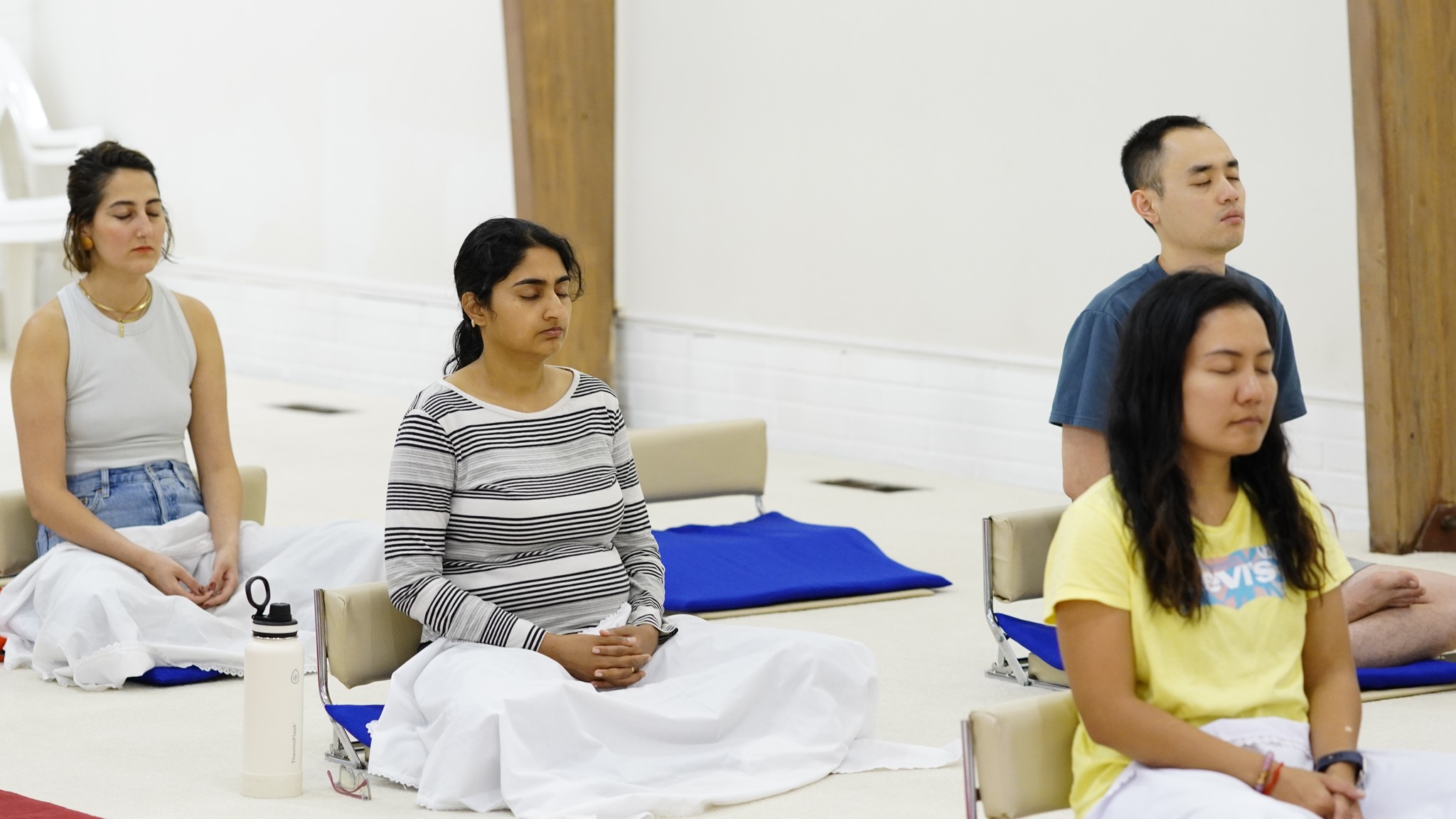 วัดพระธรรมกายซีแอตเติล จัดปฏิบัติธรรมสำหรับชาวท้องถิ่น