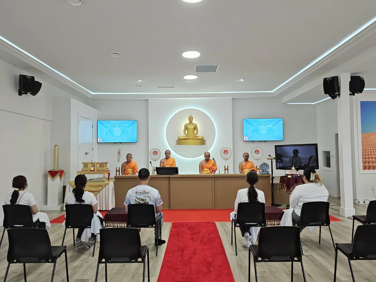 วัดพระธรรมกายแวนคูเวอร์ จัดกิจกรรมงานบุญวันอาทิตย์