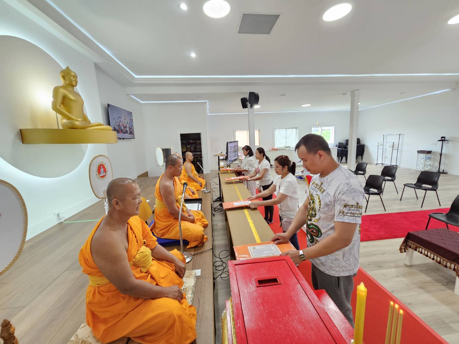 วัดพระธรรมกายแวนคูเวอร์ จัดกิจกรรมงานบุญวันอาทิตย์