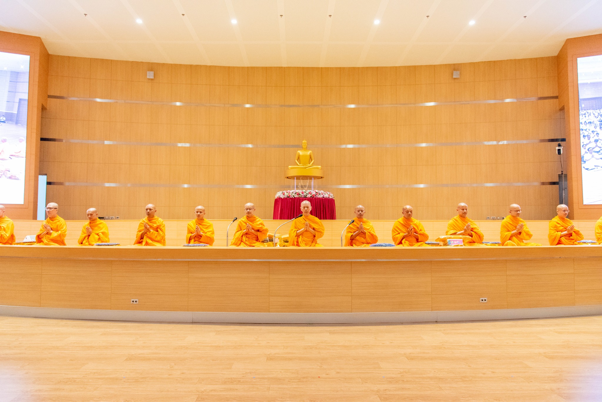 สัมมนารวมใจผู้นำบุญกฐินสามัคคีทั่วไทย 30,000 วัด