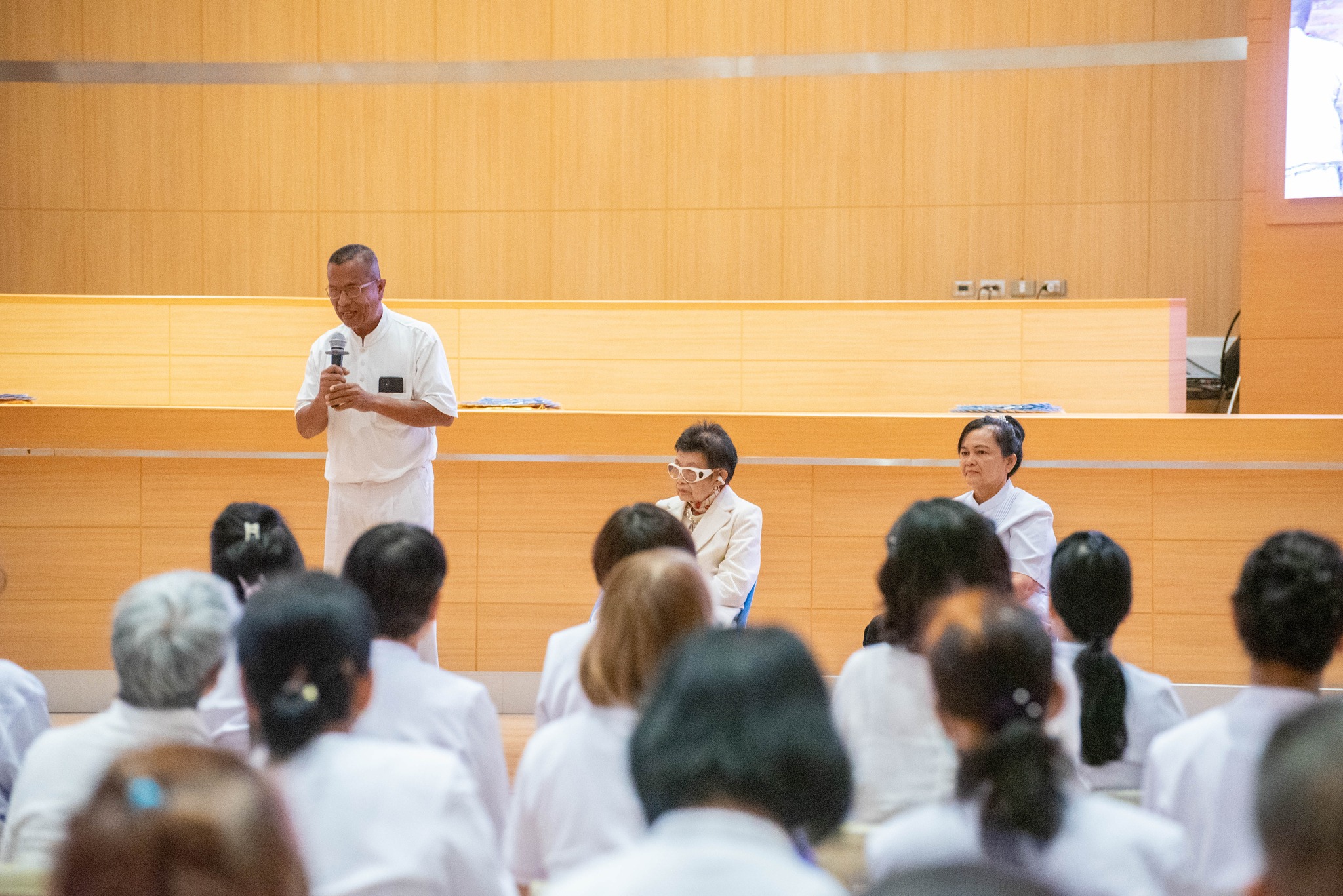 สัมมนารวมใจผู้นำบุญกฐินสามัคคีทั่วไทย 30,000 วัด