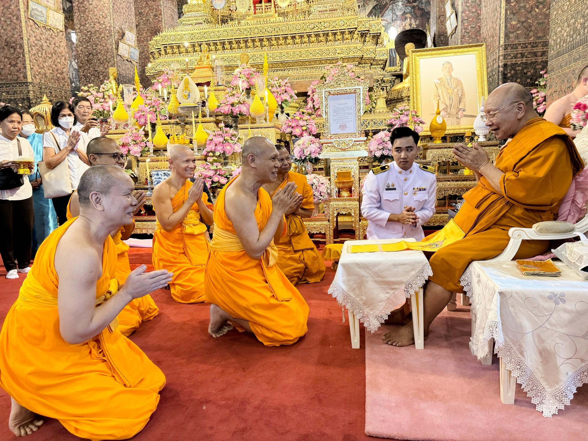 สมเด็จพระมหาธีราจารย์ รับถวายมุทิตาฯ จากเจ้าอาวาสวัดพระธรรมกาย ในโอกาสรับพระบัญชาสมเด็จพระสังฆราช