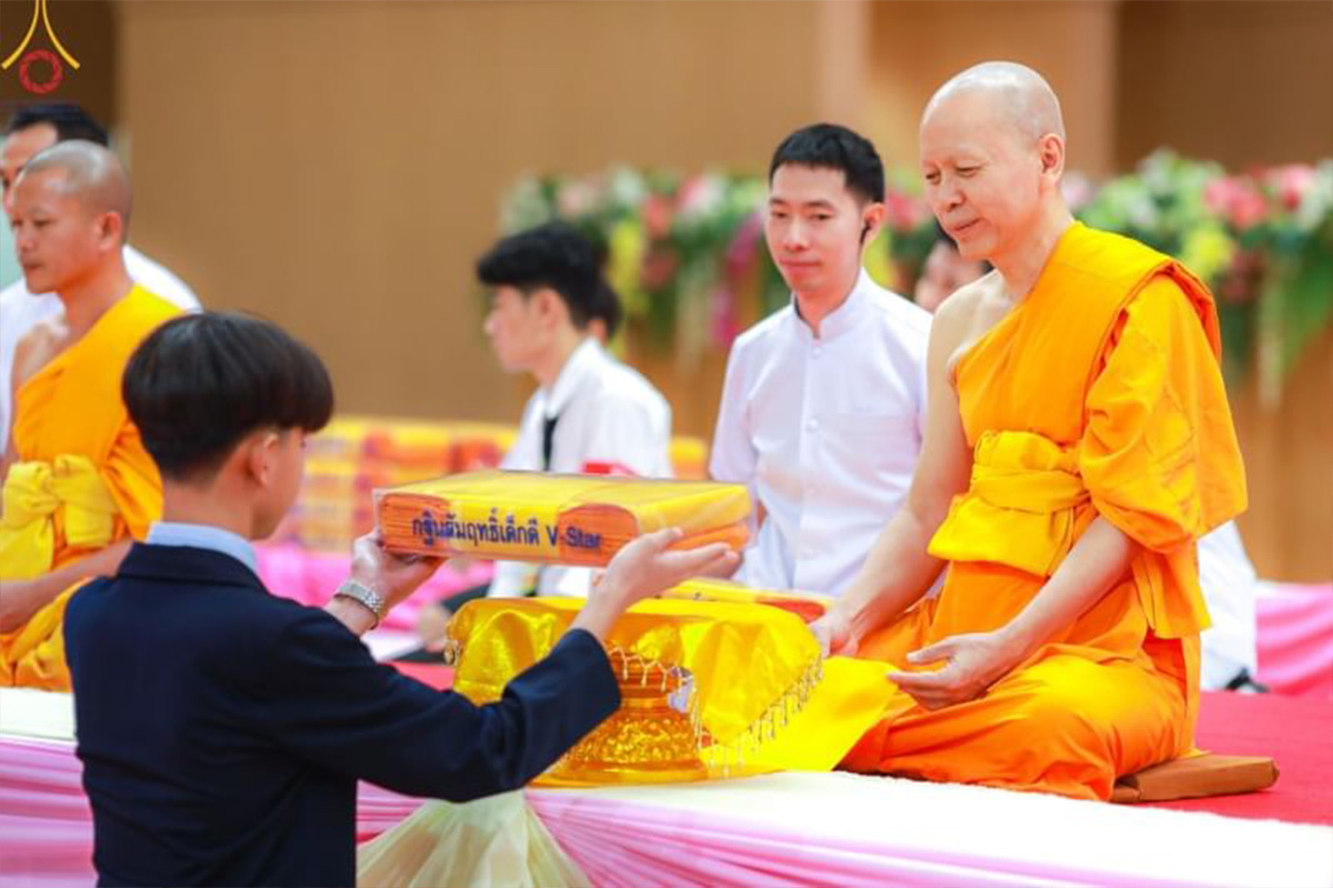 ชมรมพุทธศาสตร์สากล จับมือองค์กรภาคี และวัดพระธรรมกาย ชวนเด็กดีวีสตาร์ ทอดกฐินสัมฤทธิ์ ปีที่ 17 ร่วม 459 วัด