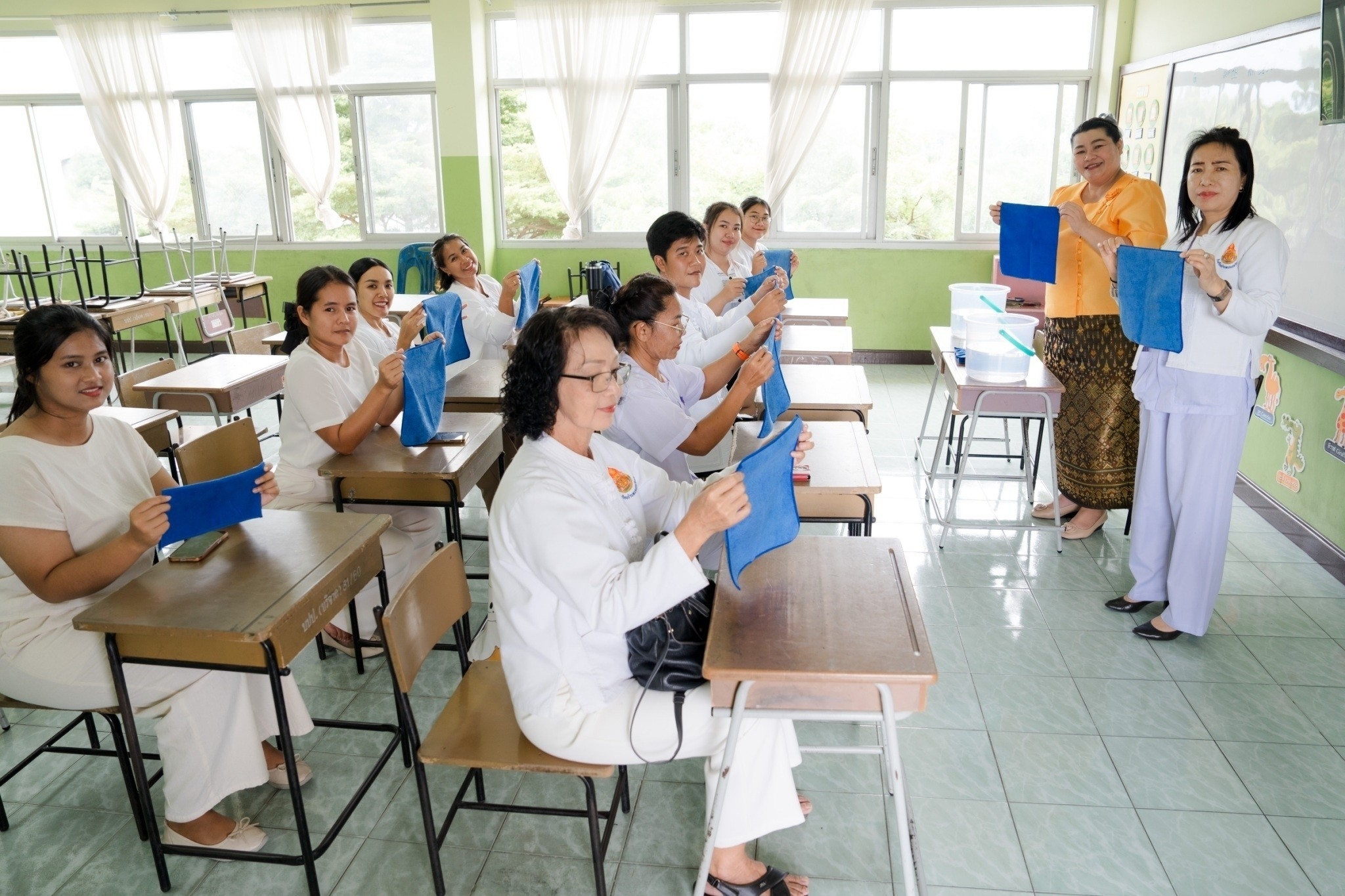 ชพส.จัดค่ายคุณธรรม จริยธรรม รร.บ้านหนองปลาไหล จ.ชลบุรี