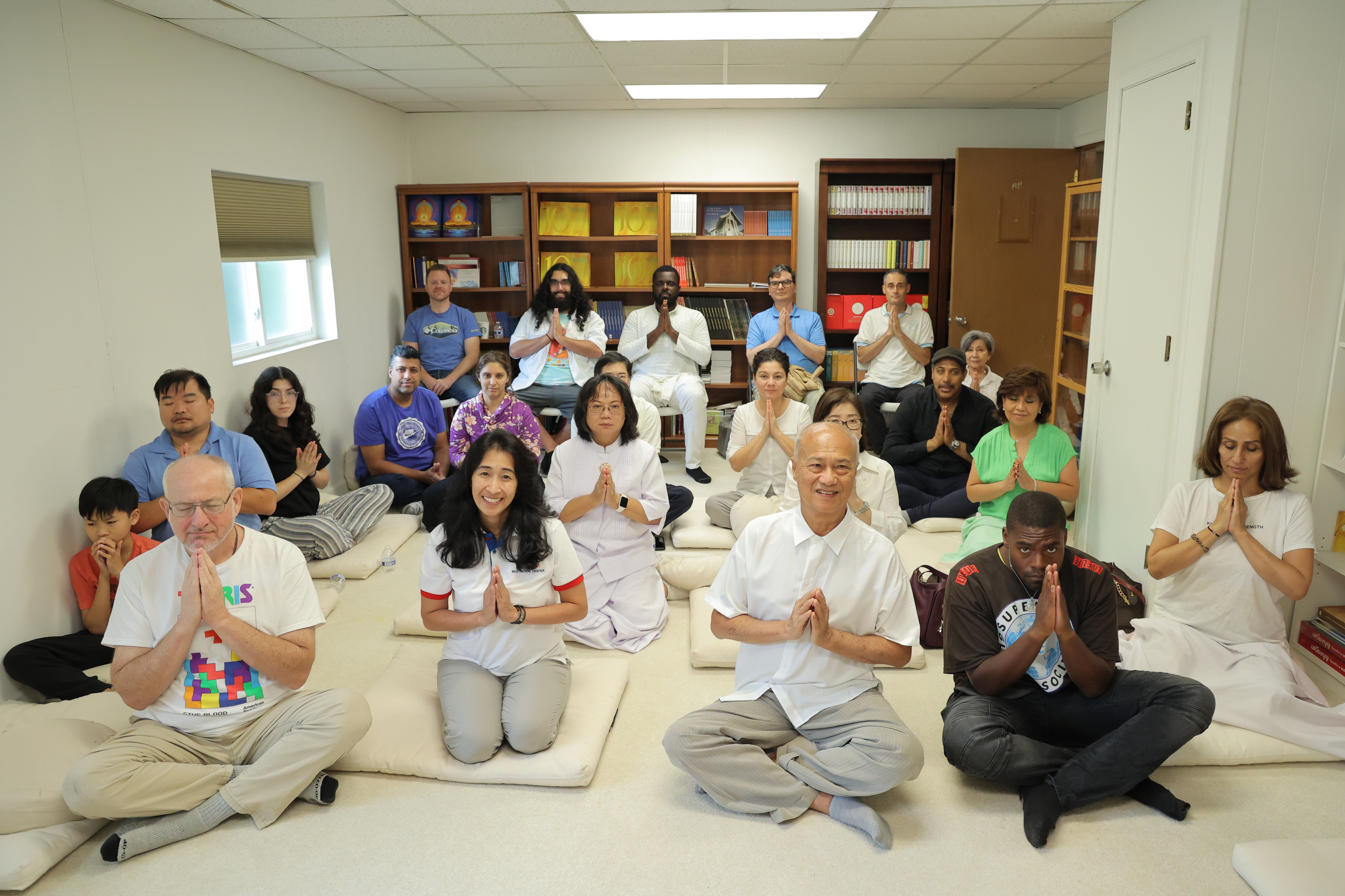 วัดพระธรรมกายจอร์เจีย จัดงานบุญวันอาทิตย์