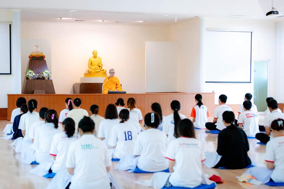 ชมรมพุทธศาสตร์สากล จัดกิจกรรมค่าย V-Smart Camp ณ V-Peace Valley จังหวัดนครราชสีมา