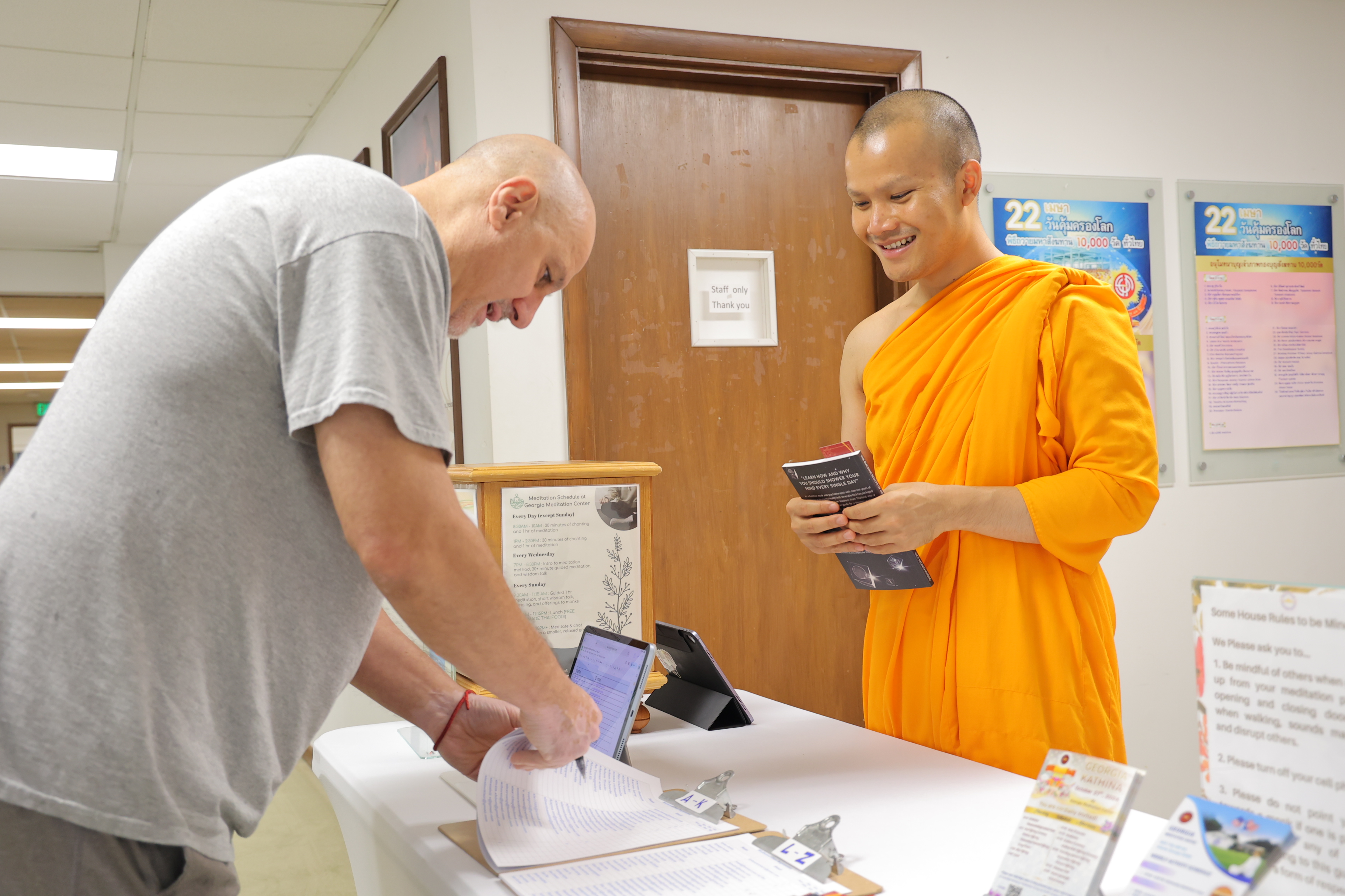 วัดพระธรรมกายจอร์เจีย จัดกิจกรรมนั่งสมาธิสำหรับชาวท้องถิ่น