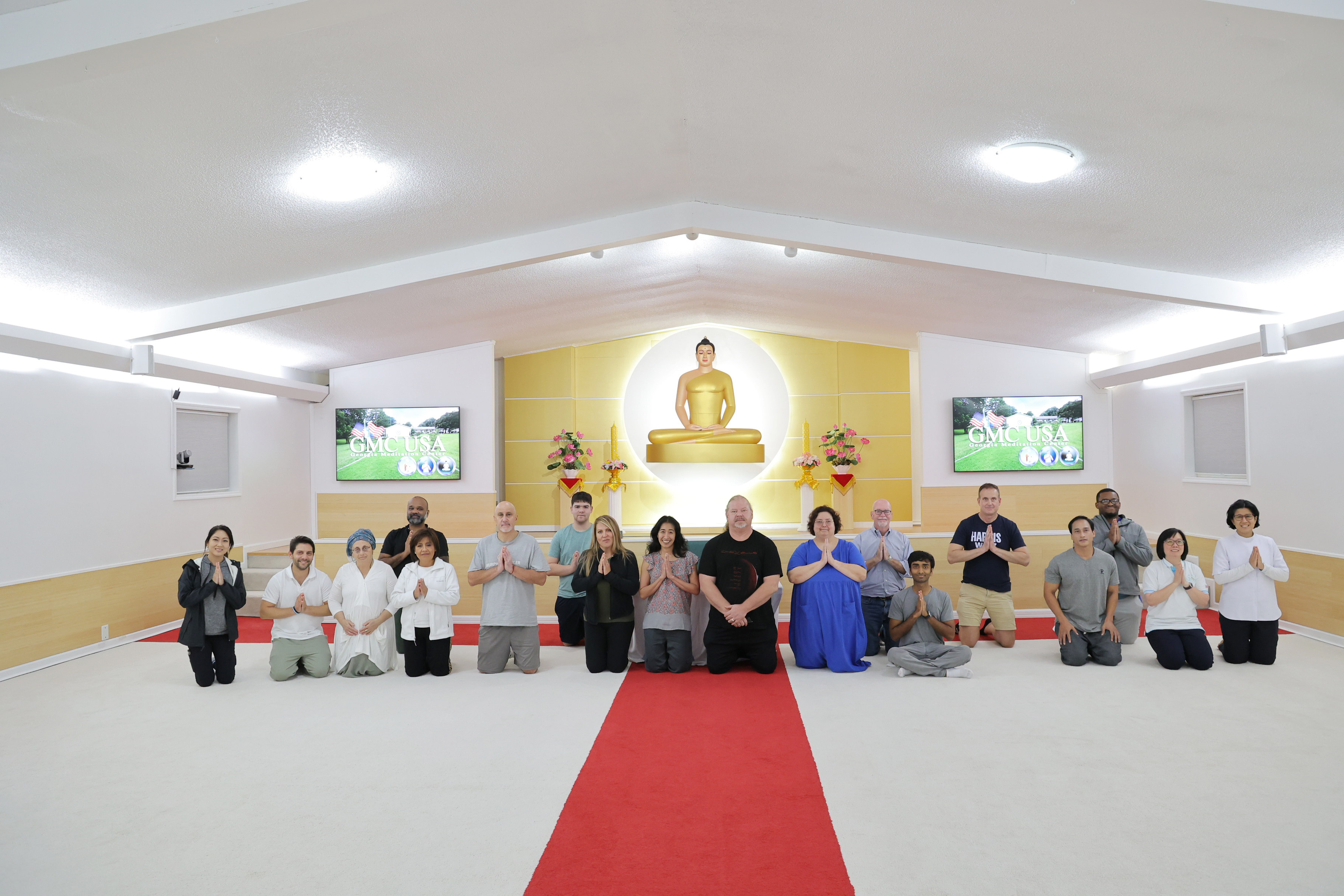 วัดพระธรรมกายจอร์เจีย จัดกิจกรรมนั่งสมาธิสำหรับชาวท้องถิ่น