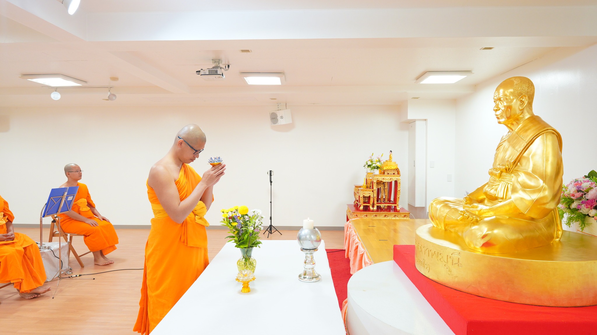 วัดพระธรรมกายโอซาก้า จัดพิธีบุพเปตพลี