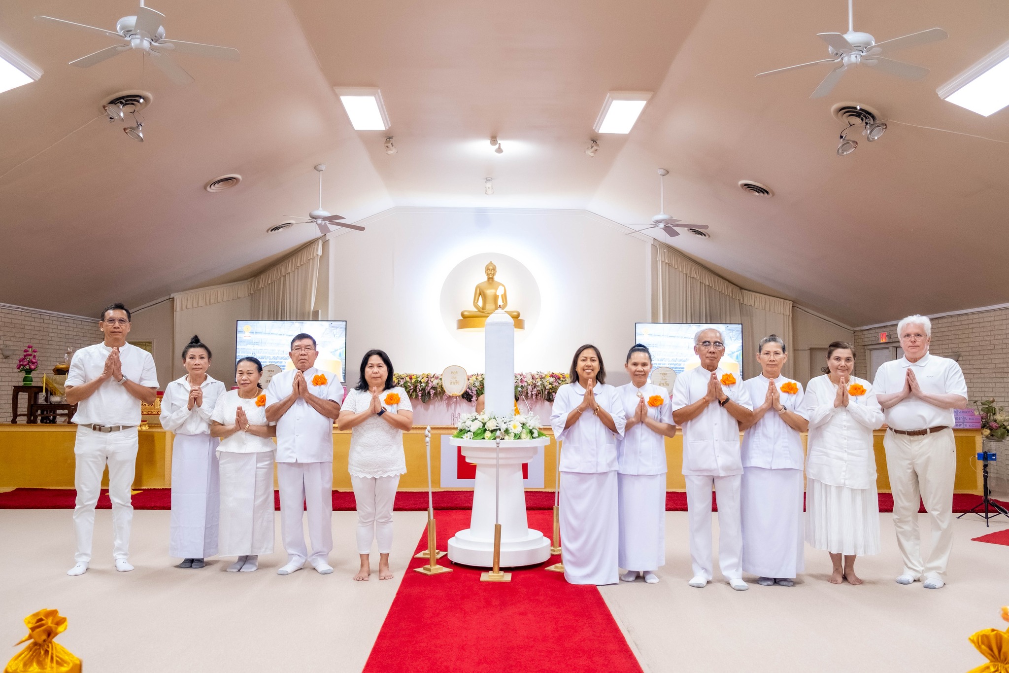 วัดพระธรรมกายเท็กซัส จัดงานบุญวันอาทิตย์