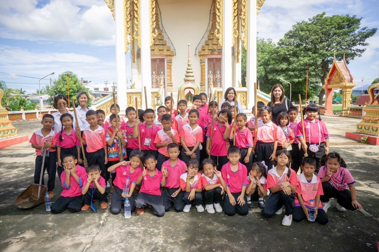ค่ายคุณธรรม โรงเรียนวัดโพธิ์นฤมิตร และโรงเรียนวัดม่วงเจริญผล จ.สุพรรณบุรี