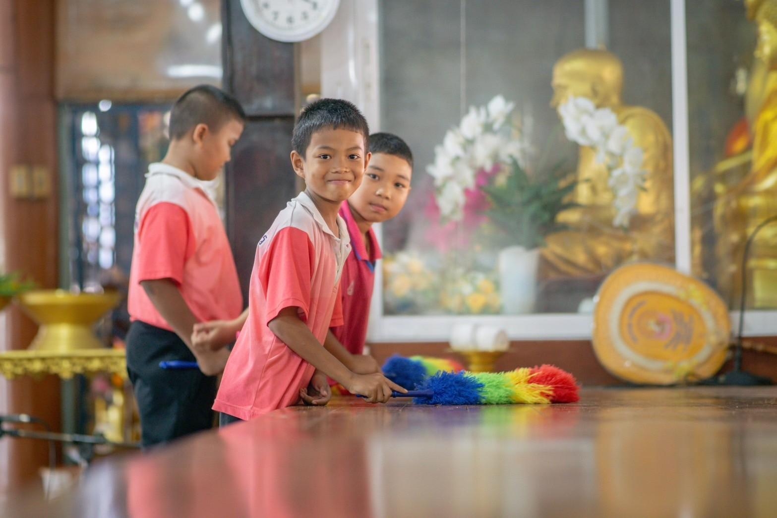 ค่ายคุณธรรม โรงเรียนวัดโพธิ์นฤมิตร และโรงเรียนวัดม่วงเจริญผล จ.สุพรรณบุรี