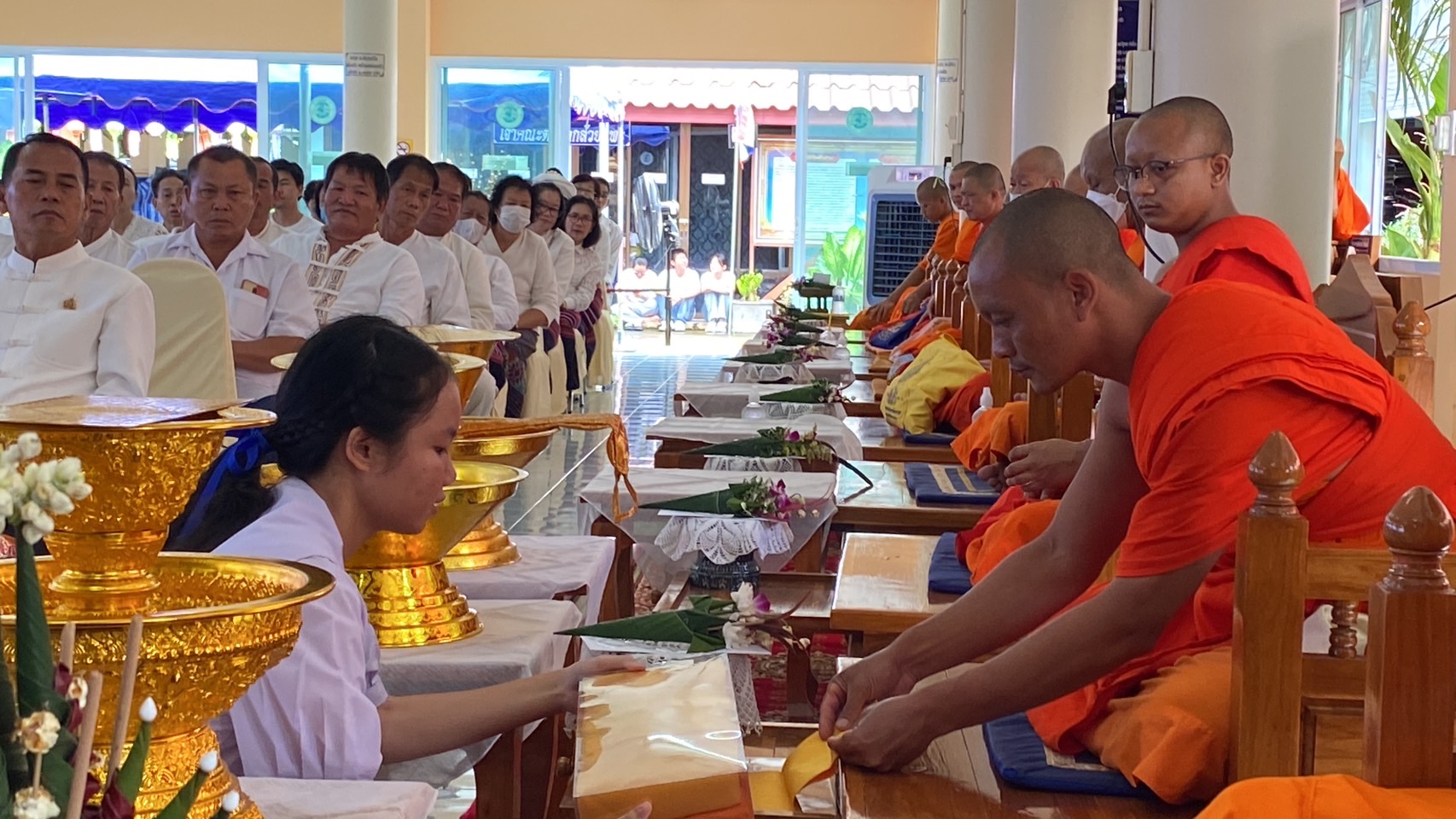 กฐินสัมฤทธิ์ สืบทอดวิถีวัฒนธรรมไทลื้อ โรงเรียนวัดหลวงวิทยา