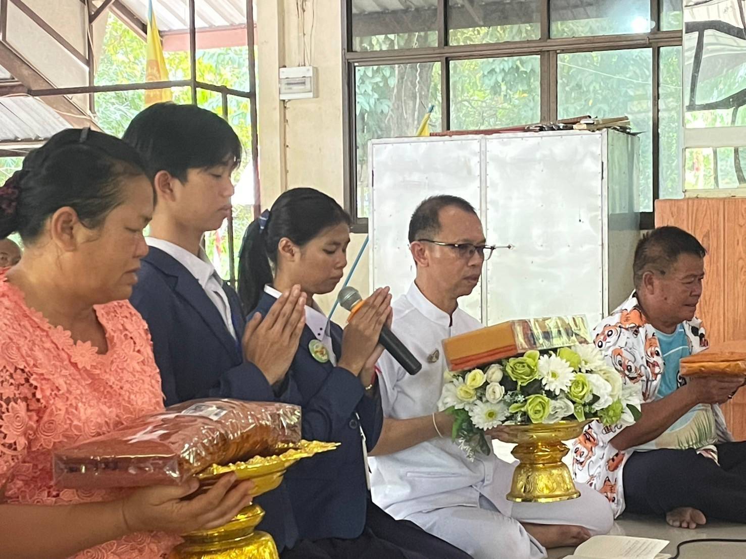 กฐินสัมฤทธิ์ เด็กดี V-Star โรงเรียนอนุกูลนารี ปีที่ 16