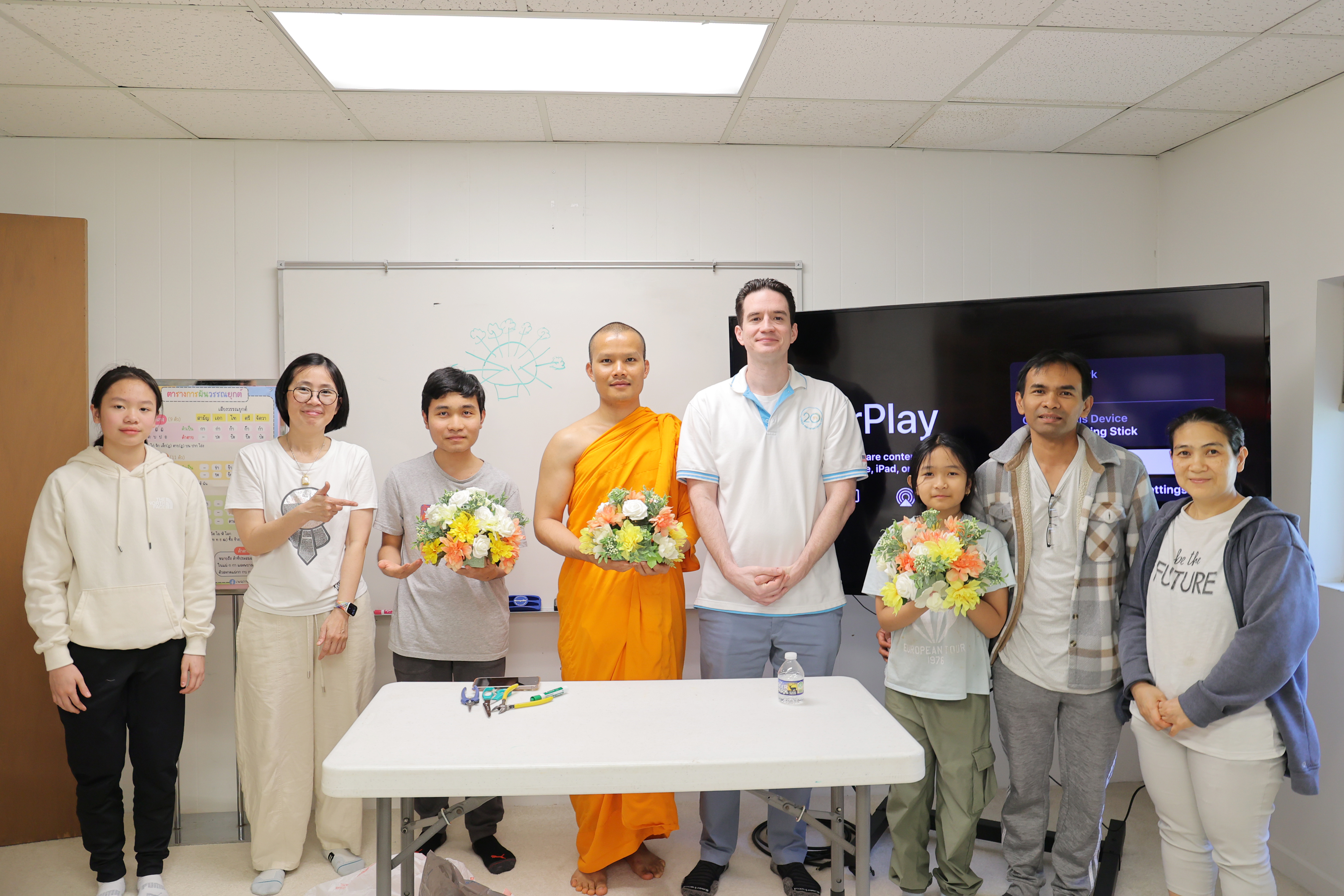 วัดพระธรรมกายจอร์เจีย  จัดงานบุญวันอาทิตย์