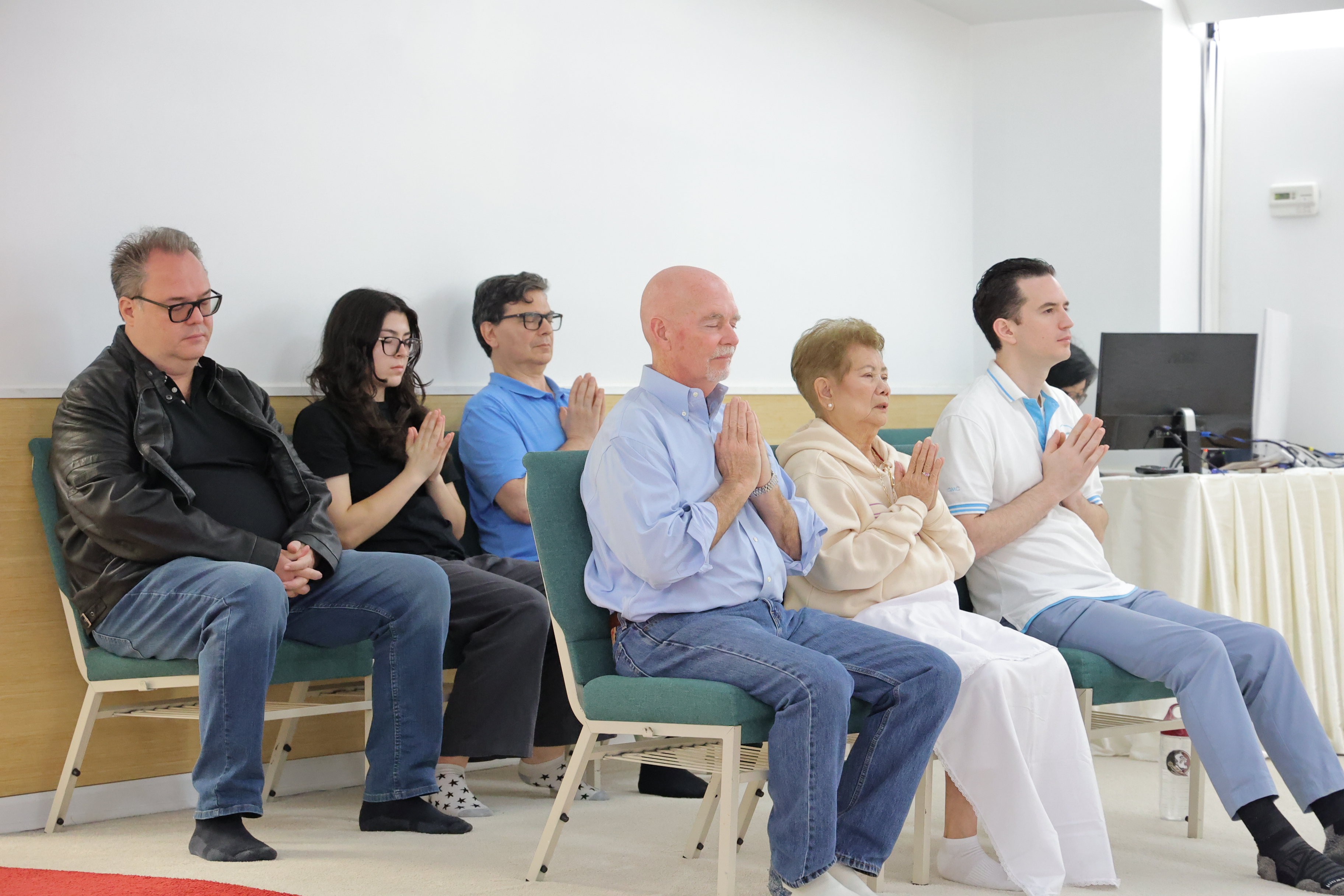 วัดพระธรรมกายจอร์เจีย  จัดงานบุญวันอาทิตย์