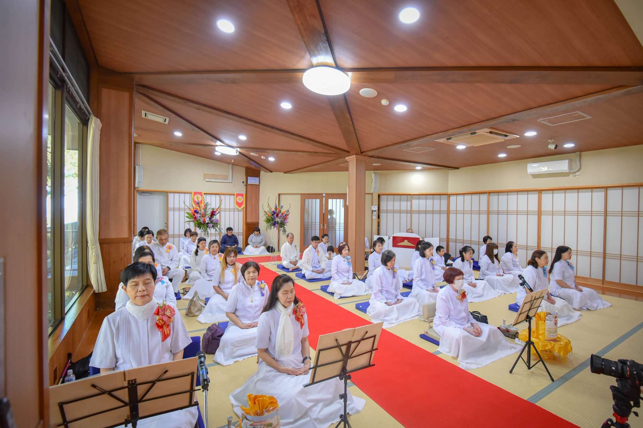 พิธีทอดกฐินบรมจักรพรรดิ เพื่อสร้างทุกสิ่ง ณ วัดพระธรรมกายกุมมะ