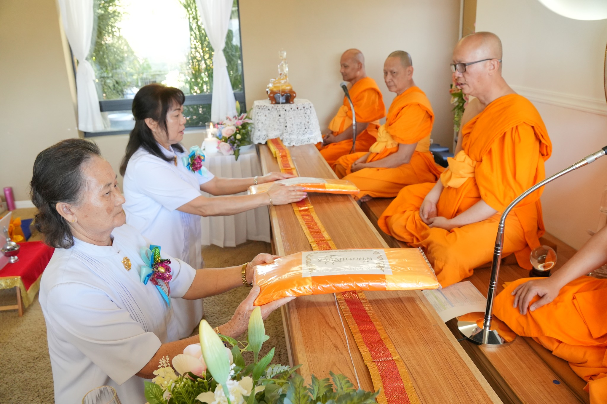 วัดภาวนาซานดิเอโก จัดงานบุญวันอาทิตย์