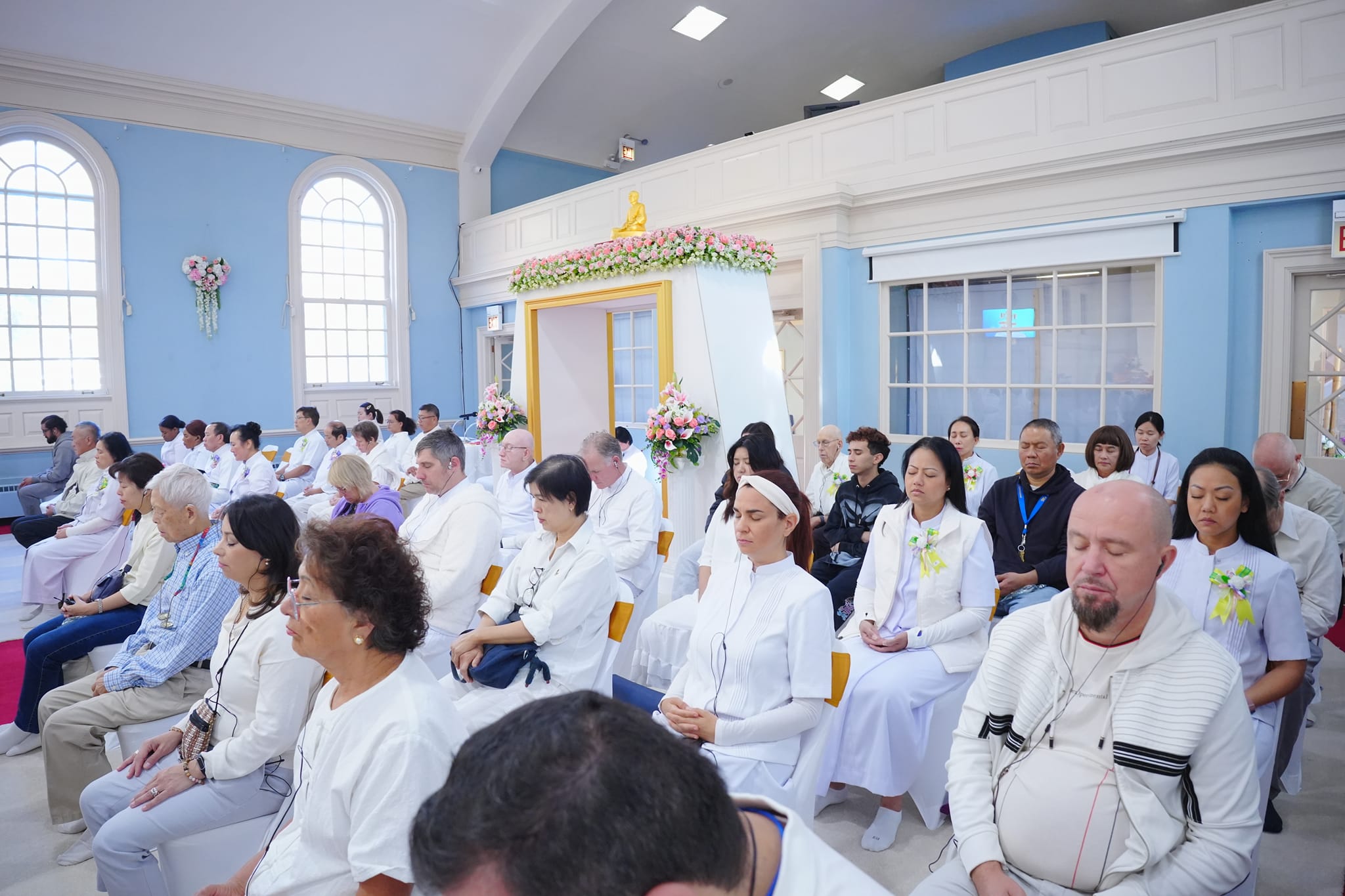 วัดพระธรรมกายชิคาโก จัดพิธีทอดกฐินบรมจักรพรรดิ