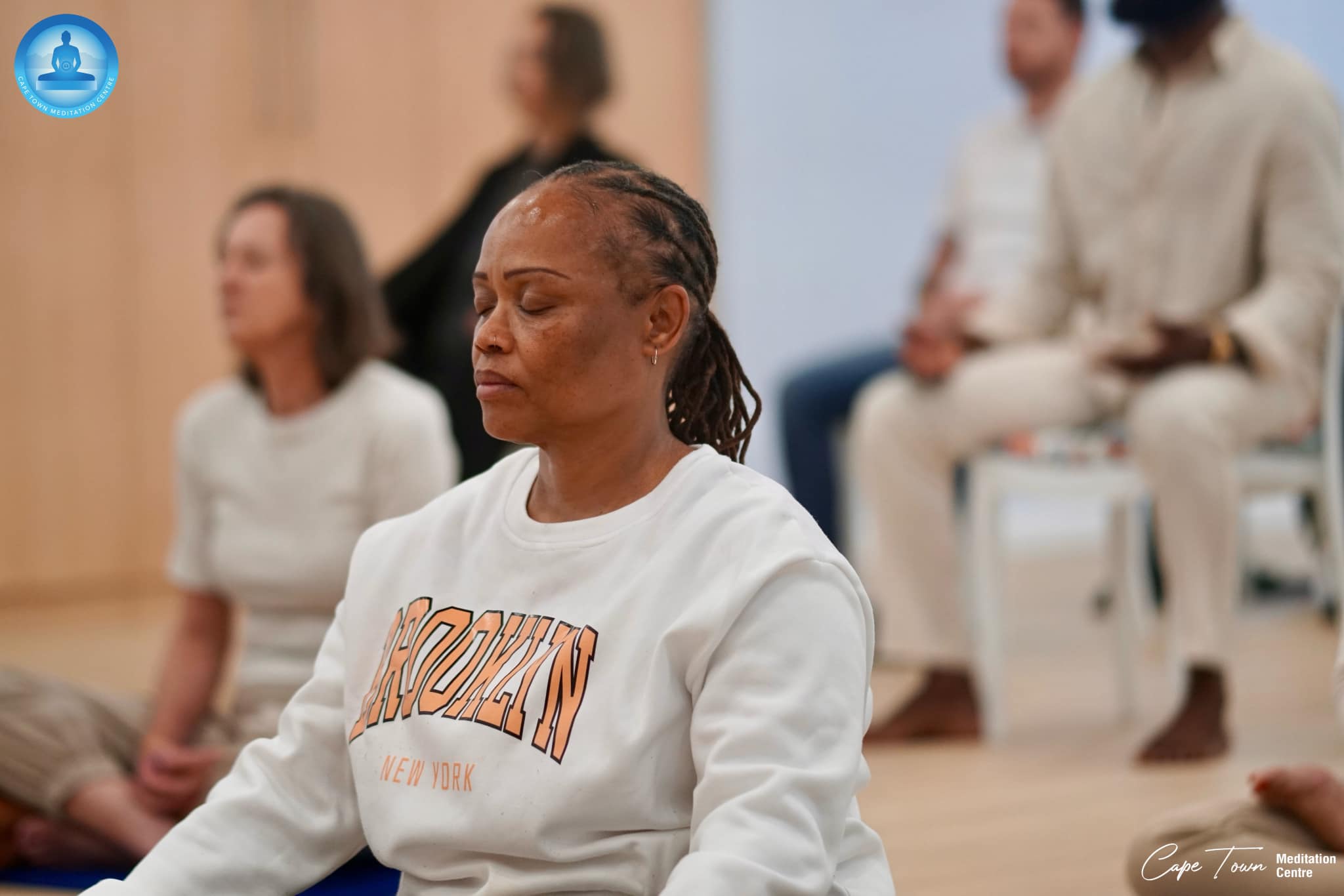 วัดพุทธเคปทาวน์ จัดปฏิบัติธรรมแก่ชาวท้องถิ่น