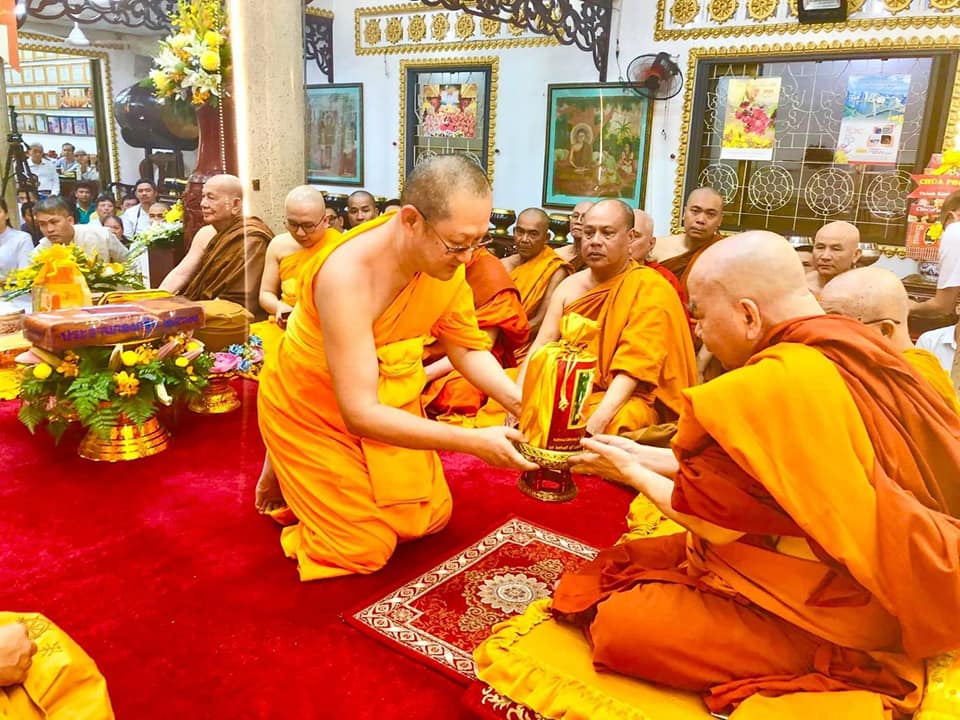 พิธีทอดกฐินสมทบ ณ วัดโฝมินห์ ประเทศเวียดนาม