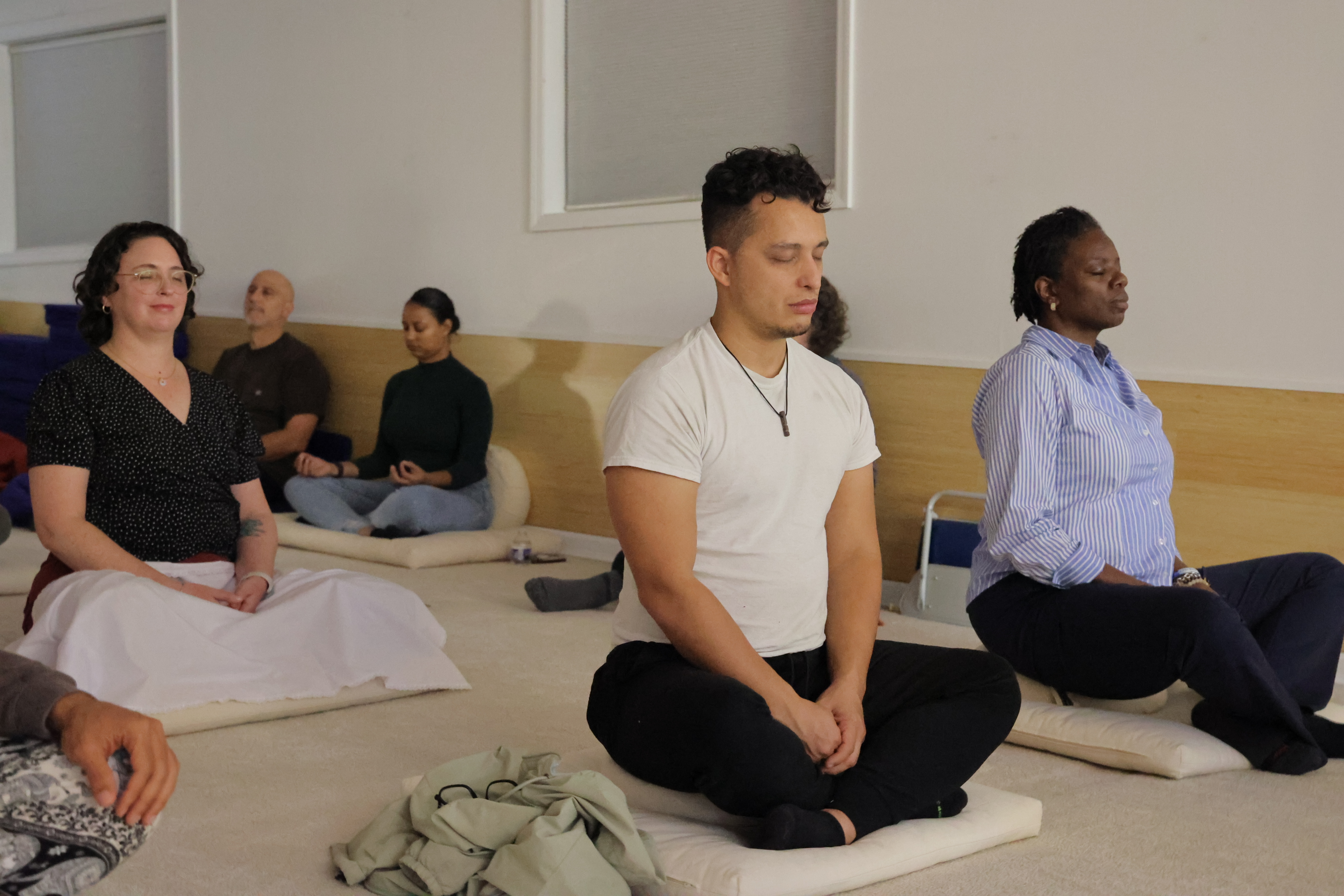 วัดพระธรรมกายจอร์เจีย จัดกิจกรรมนั่งสมาธิสำหรับชาวท้องถิ่น