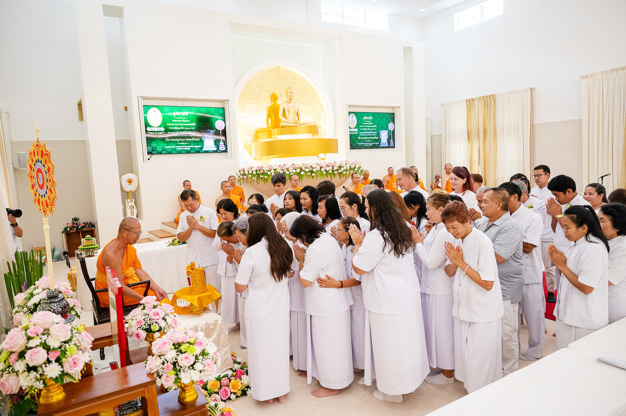 วัดพระธรรมกายฟลอริดา จัดพิธีเจริญชัยมงคลคาถาถวายมุทิตาแด่พระครูสัญญาบัตร