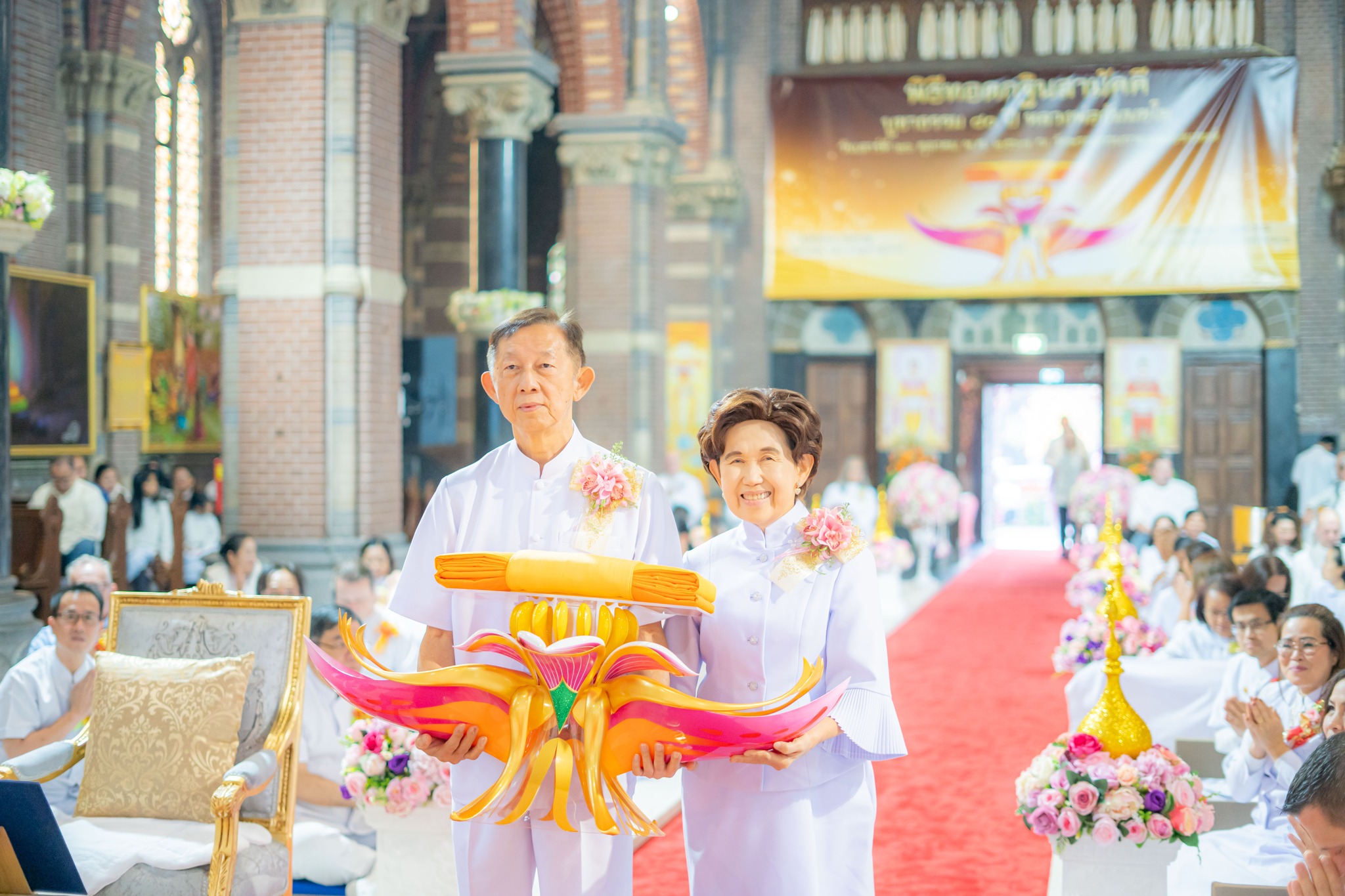 วัดพระธรรมกายเนเธอร์แลนด์ จัดพิธีทอดกฐินบรมจักรพรรดิ