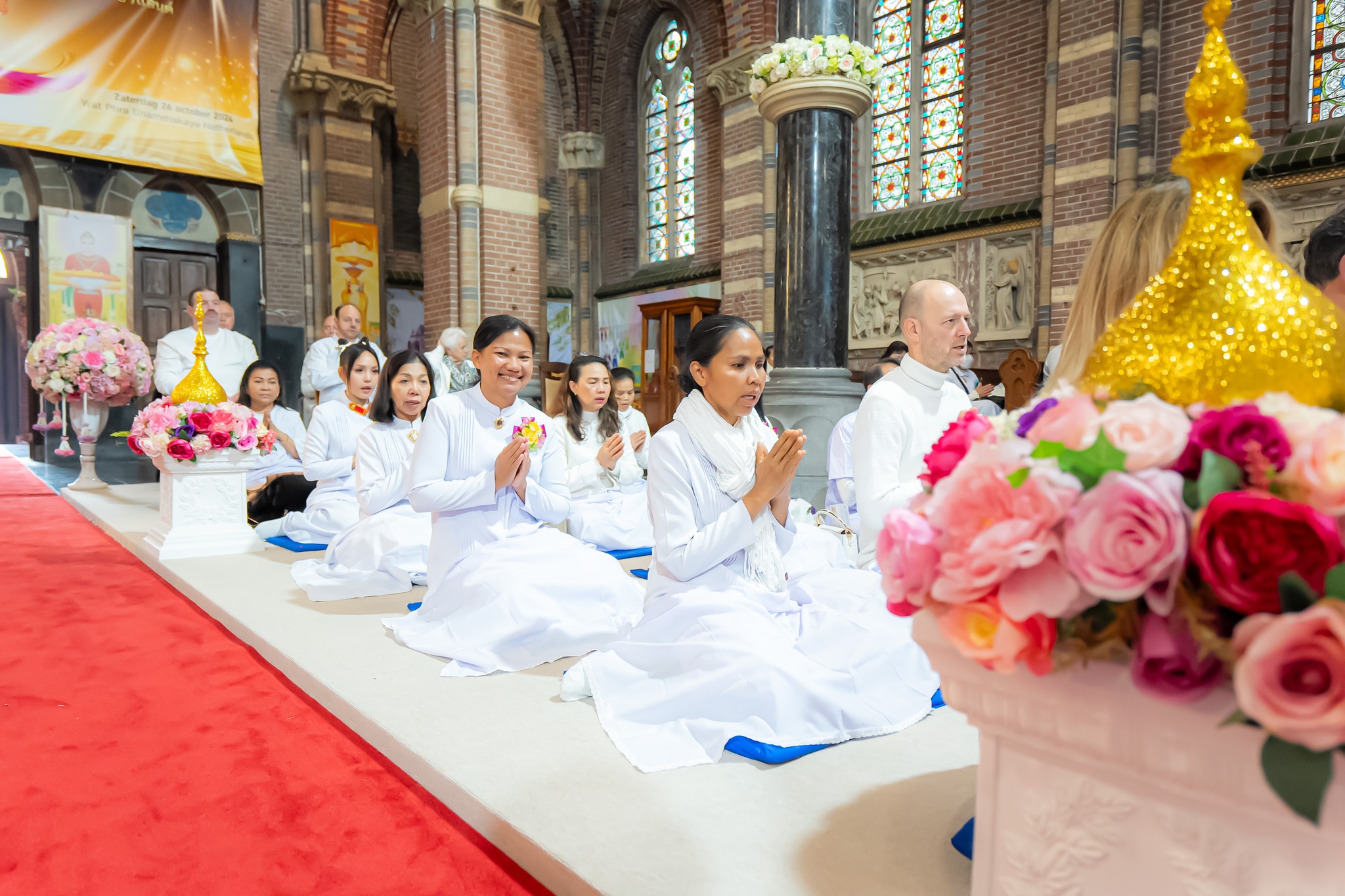 วัดพระธรรมกายเนเธอร์แลนด์ จัดพิธีทอดกฐินบรมจักรพรรดิ