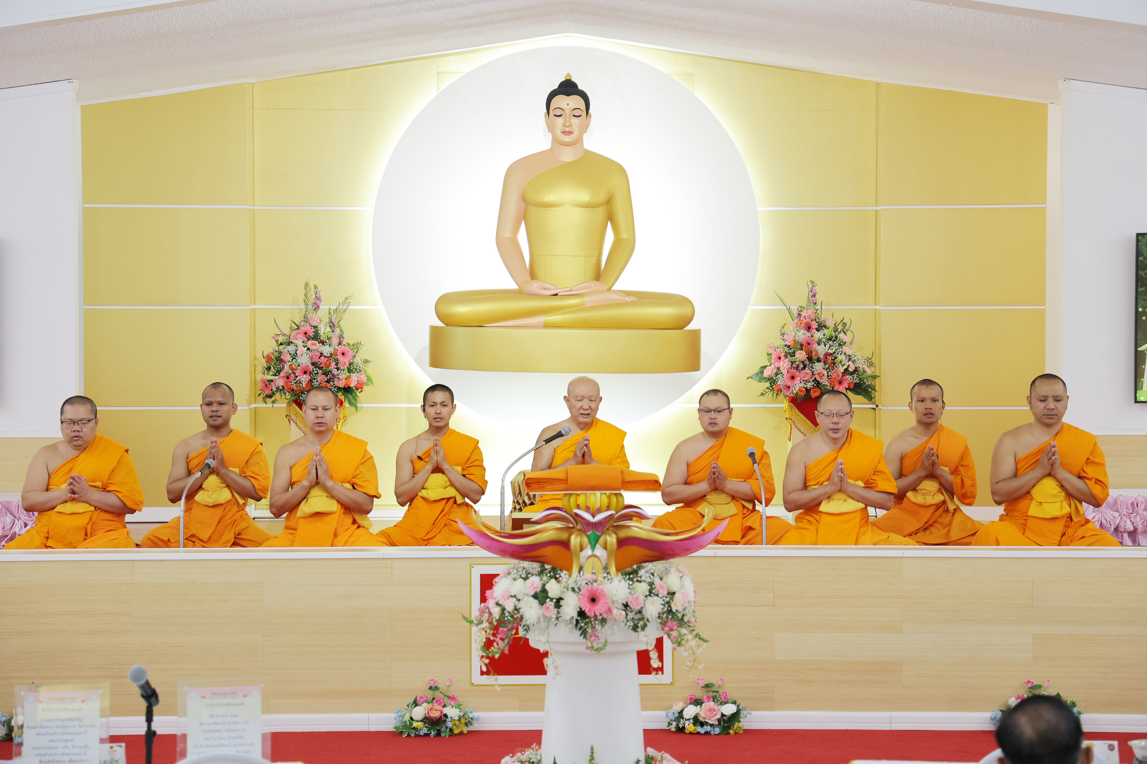 วัดพระธรรมกายจอร์เจีย จัดงานบุญพิธีทอดกฐินสามัคคี