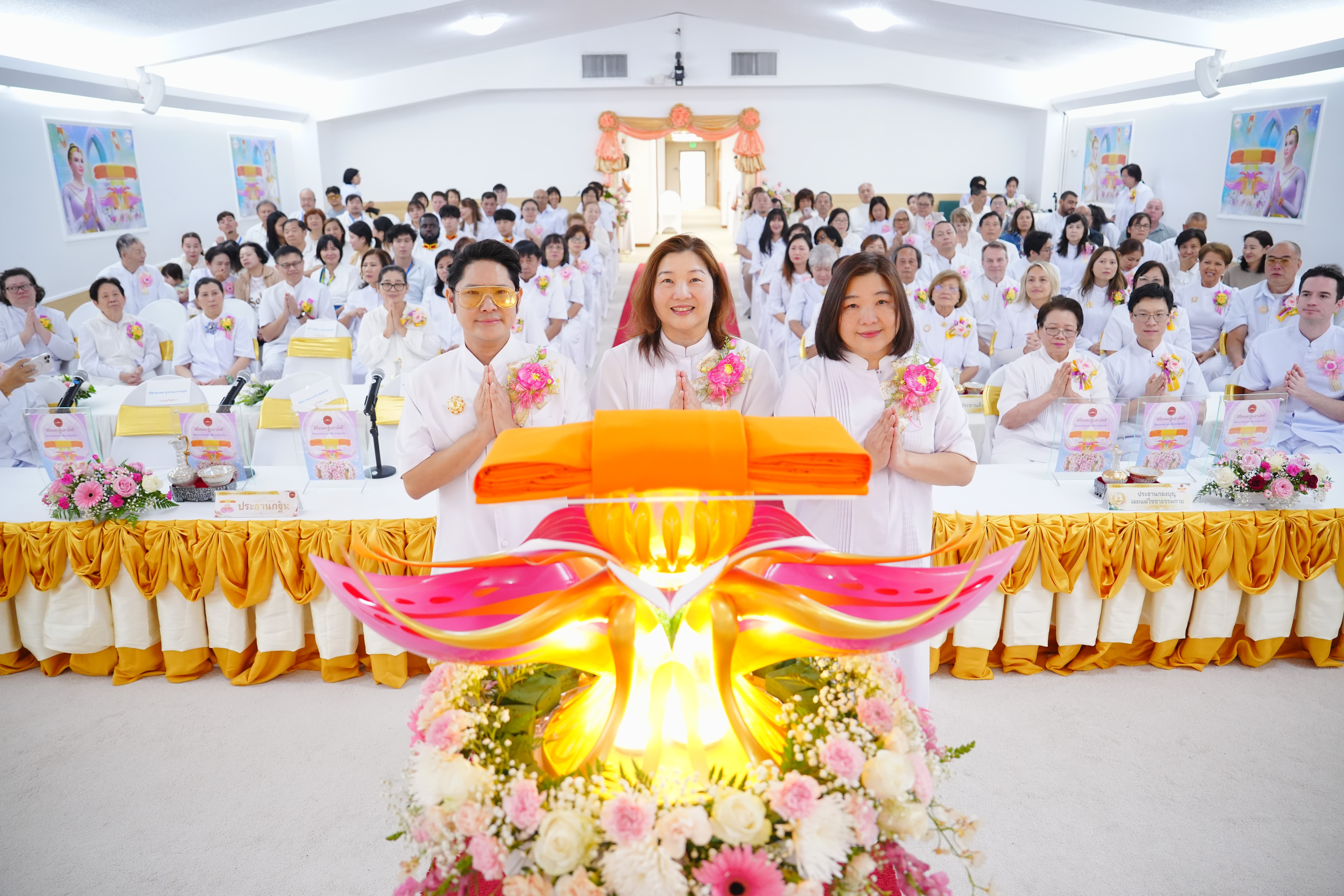 วัดพระธรรมกายจอร์เจีย จัดงานบุญพิธีทอดกฐินสามัคคี