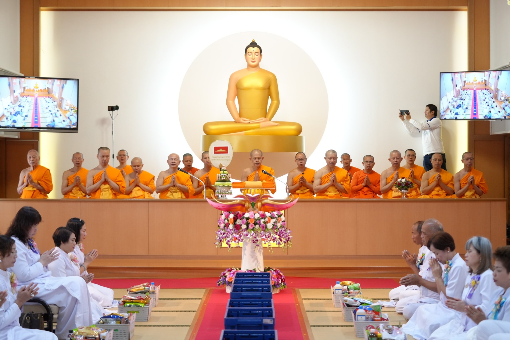 วัดพระธรรมกายคานากาว่า จัดพิธีทอดกฐินสามัคคี 2 ทศวรรษ