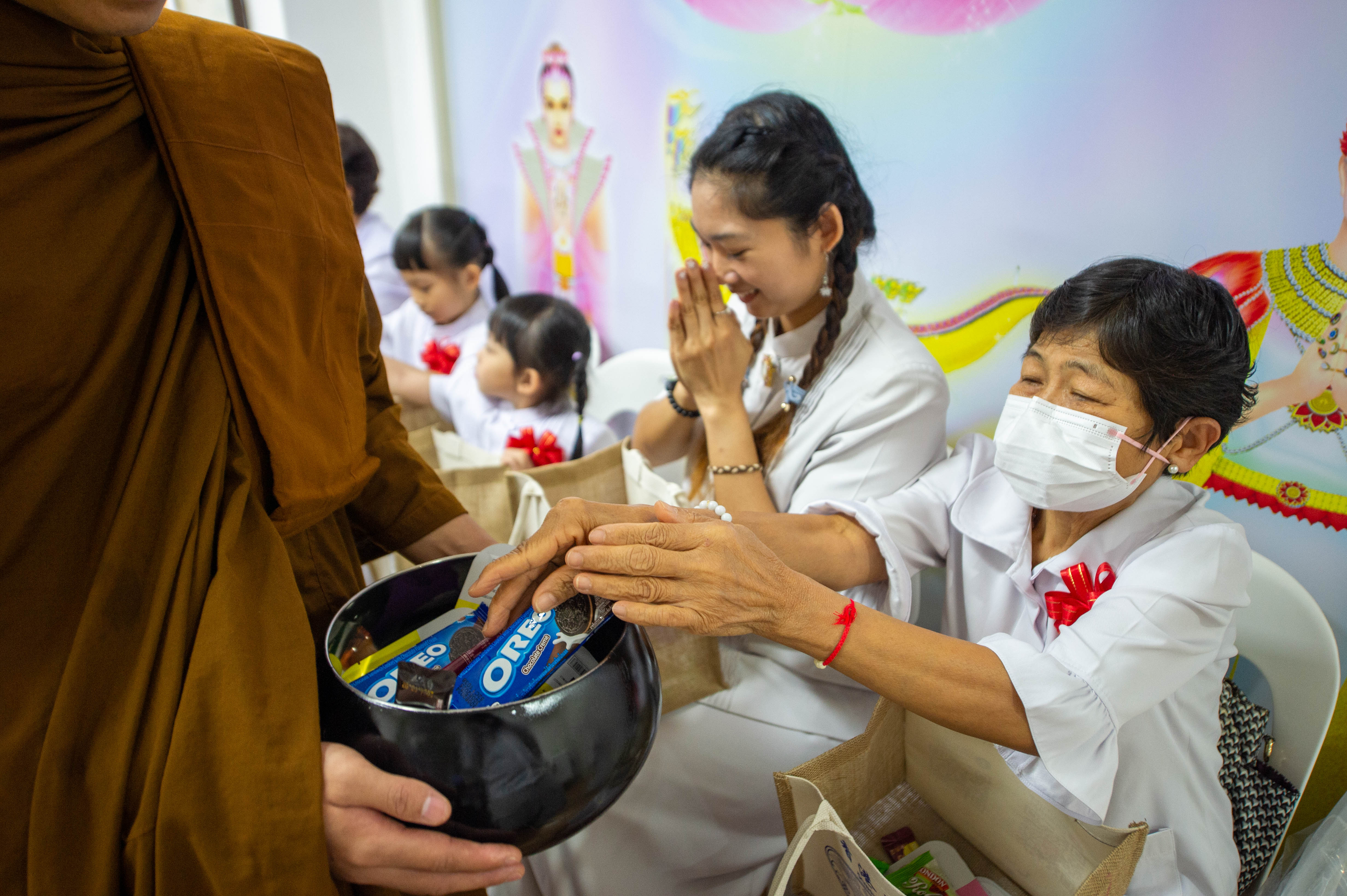 วัดพระธรรมกายฮ่องกง จัดพิธีทอดกฐินธรรมชัย บูชาธรรม 80 ปี หลวงพ่อธัมมชโย
