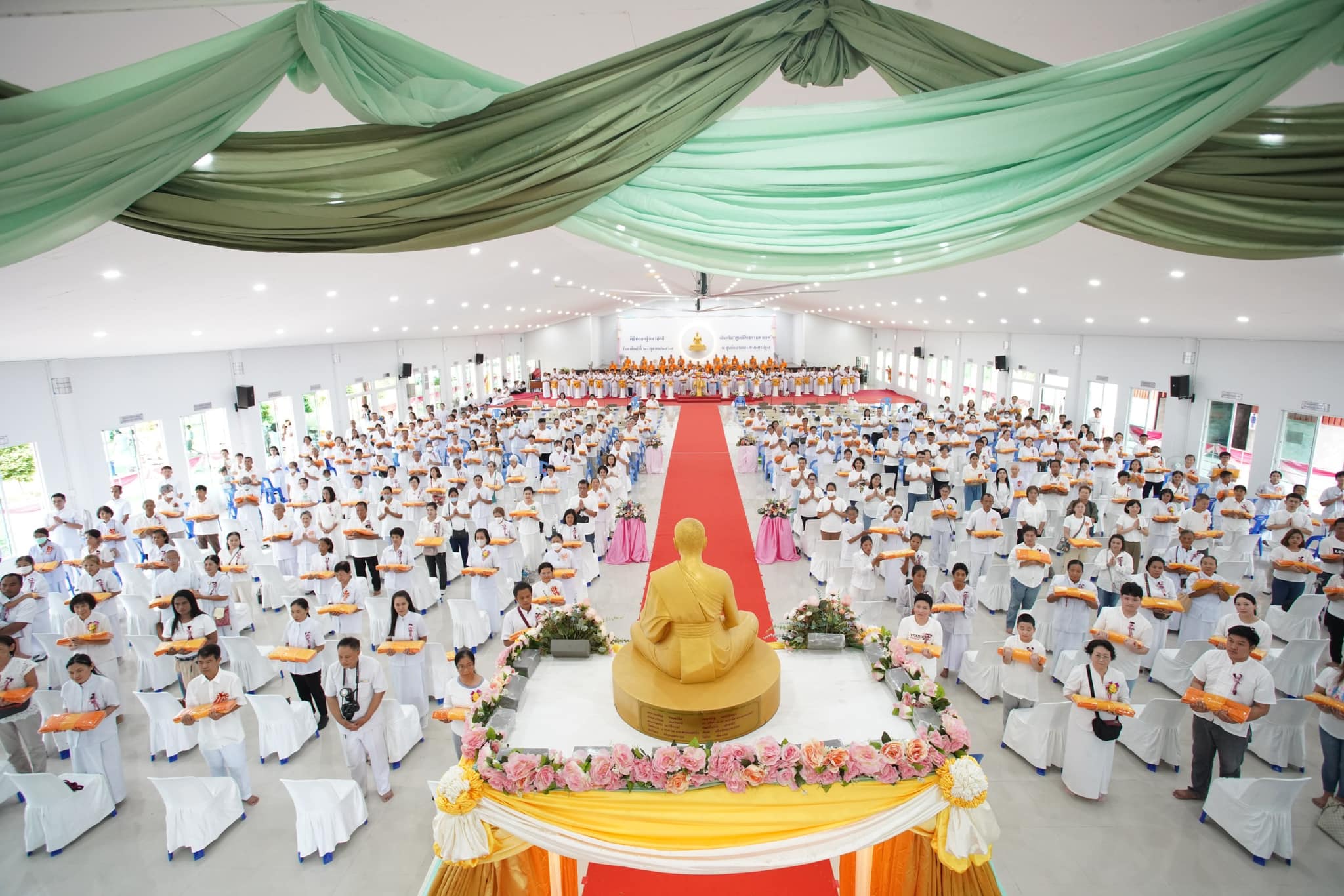 พิธีทอดกฐินสามัคคี ณ ศูนย์อบรมเยาวชนนครปฐม